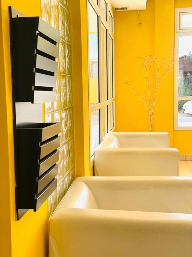 פוארטו מדרין Hotel Tandil מראה חיצוני תמונה