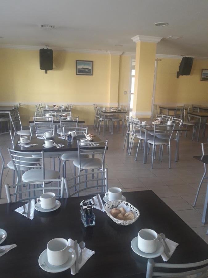 פוארטו מדרין Hotel Tandil מראה חיצוני תמונה